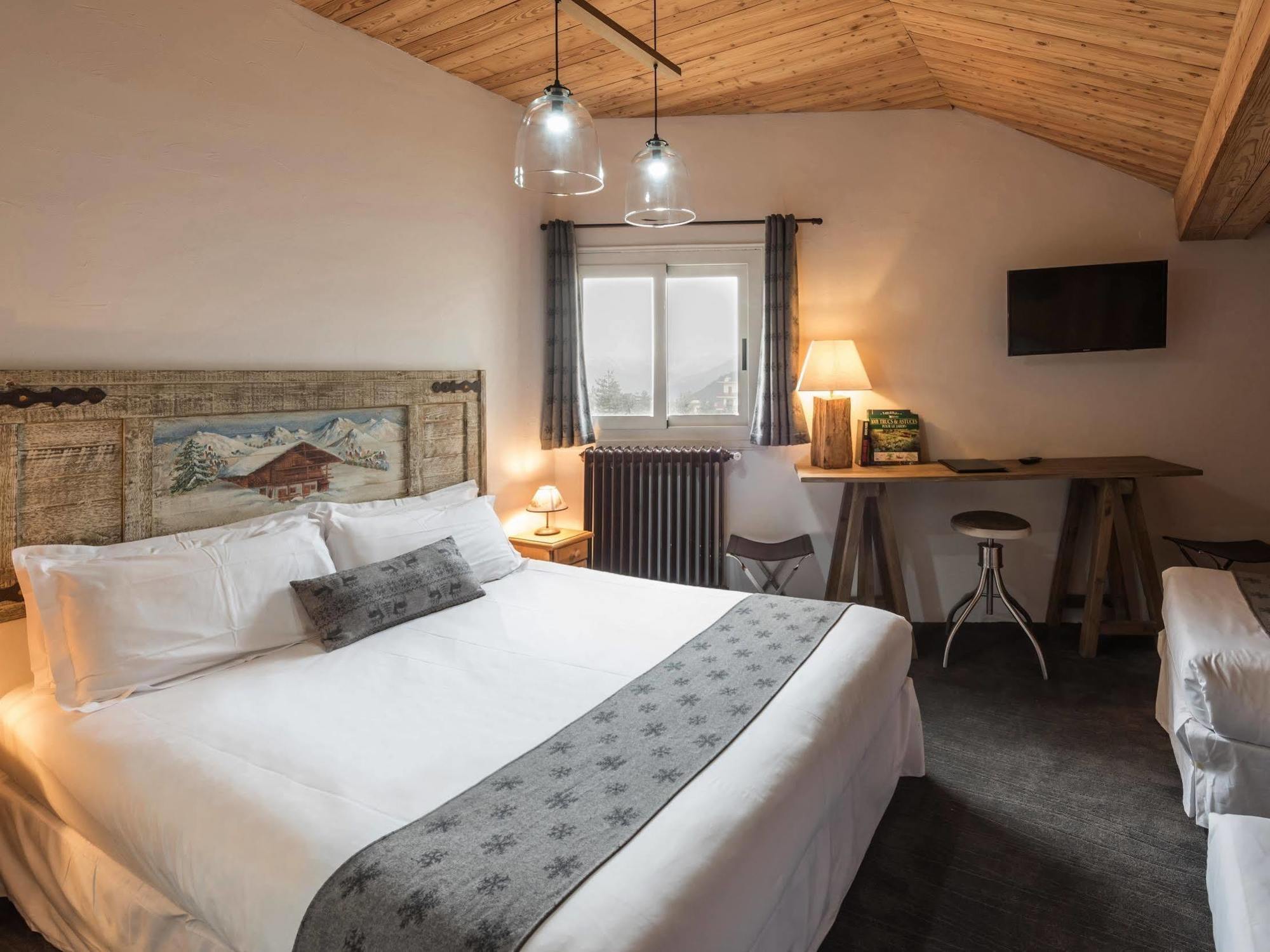 Hotel L'Ecureuil Auron Luaran gambar