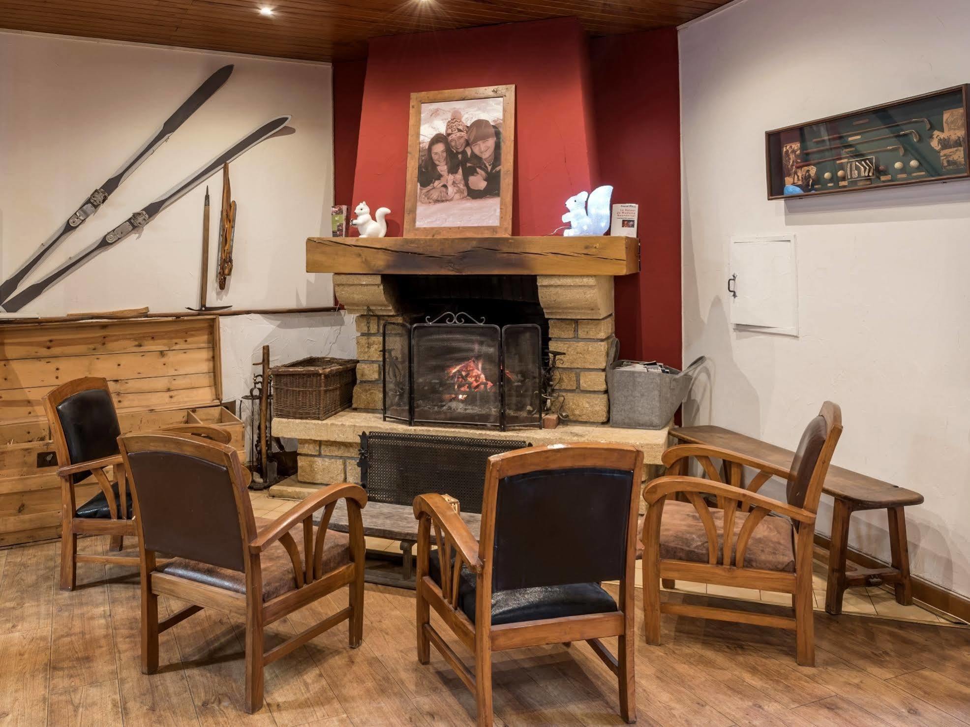 Hotel L'Ecureuil Auron Luaran gambar